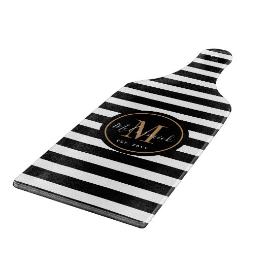 Elegantes Schwarz-weißes Monogramm Personalisiert Schneidebrett (Ecke)