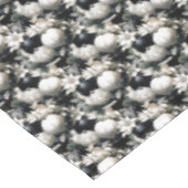 Elegantes Schwarz-weißes Weihnachtsgeschmack Tischdecke (Schrägansicht)