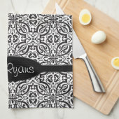 Elegantes schwarzes barockes Damast-Monogramm Geschirrtuch (Viertel Falte)