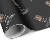 Elegantes Schwarzes Foto Script Name Frohe Weihnac Geschenkpapier (Rolleneckpunkt)