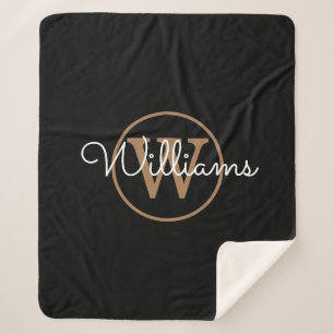 Elegantes schwarzes Gold-Monogramm-Script Sherpadecke
