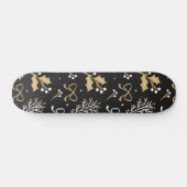 Elegantes Schwarzes Mistletoe & Ribbon Weihnachtsm Skateboard (Horizontal)