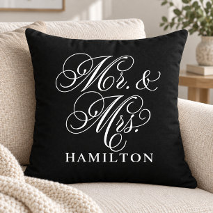 Elegantes Schwarzes Mr-und-Mrs-Skript-Hochzeit Kissen