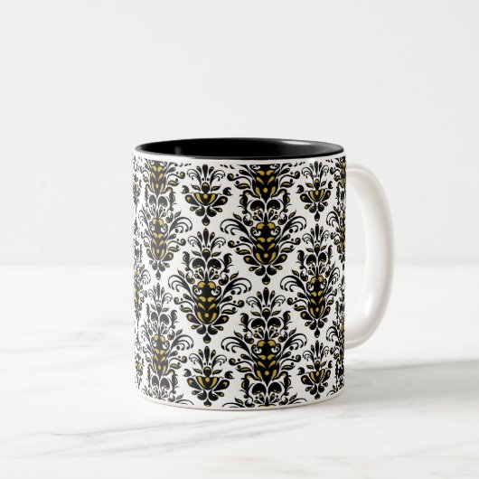 Elegantes Schwarzweiss mit Touch des Golddamastes Zweifarbige Tasse (VorderseiteRechts)