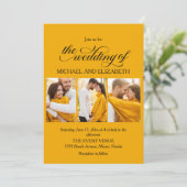 Elegantes Script 3 Foto Gelbe Hochzeit Einladung (Stehend Vorderseite)