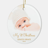 Elegantes Script Baby's First Christmas Foto Gold Keramik Ornament (Links)