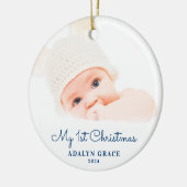 Elegantes Script Baby's First Christmas Foto Keramik Ornament (Links)