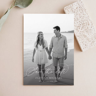 Elegantes Script Black and White Wedding Foto Save The Date