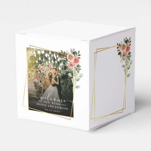 Elegantes Script Black and White Wedding Willkomme Geschenkschachtel (Vorderseite)