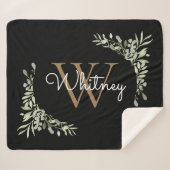 Elegantes Script Black Gold Monogram Greenery Sherpadecke (Vorderseite (Horizontal))