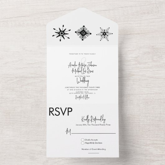 Elegantes Script Black Snowflakes Weihnachten Hoch All In One Einladung (Innen Boden)