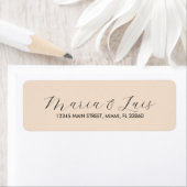 Elegantes Script Black Tan Wedding Label (Insitu)