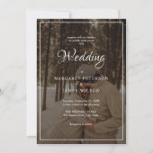 Elegantes Script Black & White Border Foto Hochzei Einladung (Vorderseite)