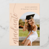 Elegantes Script Boho Abschluss Arch Foto Folieneinladung (Vorderseite)