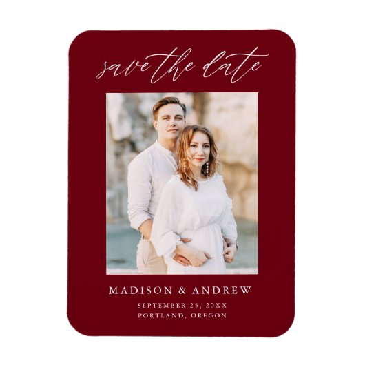 Elegantes Script Burgundy Foto Save the Date Magnet (Vertikal)
