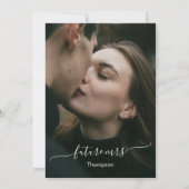 Elegantes Script Calligraphy Dark Gray Brautparty Einladung (Rückseite)