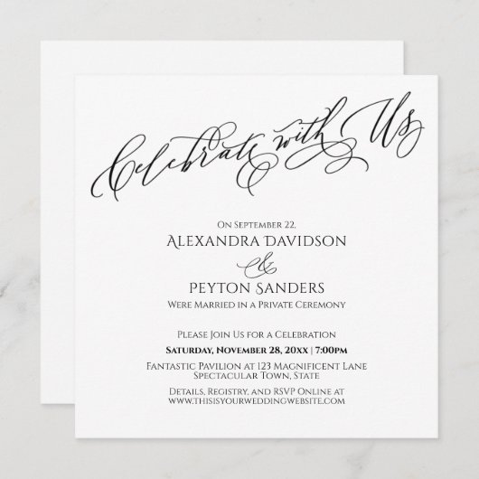 Elegantes Script Celebrate mit Us Black & White Einladung (Vorne/Hinten)