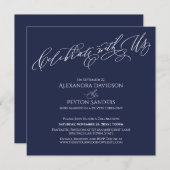 Elegantes Script Celebrate mit US Navy Blue Einladung (Vorne/Hinten)