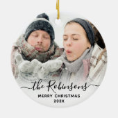 Elegantes Script Couple Name Foto Frohe Weihnachte Keramik Ornament (Hinten)