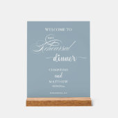 Elegantes Script Dusty Blue Probe Dinner Willkomme Acrylschild (Vorderseite)