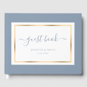 Elegantes Script Dusty Blue und Gold Wedding Gästebuch (Vorderseite)