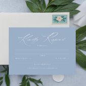 Elegantes Script Dusty Blue Wedding Simple UAWG RSVP Karte