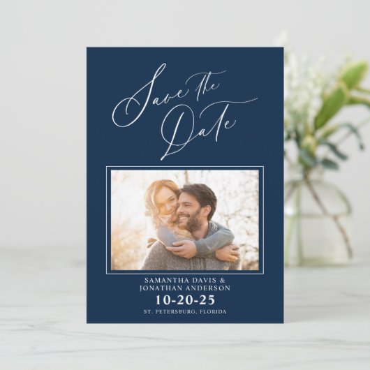 Elegantes Script Foto Blue Wedding Save the Date (Stehend Vorderseite)