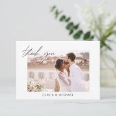 Elegantes Script Foto Hochzeit Dankeschön Karte (Stehend Vorderseite)