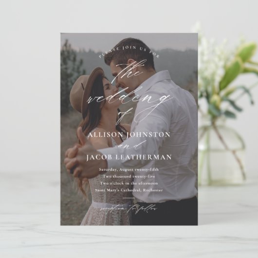 Elegantes Script-Foto Hochzeit Einladung (Stehend Vorderseite)