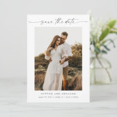 Elegantes Script Foto Minimale Hochzeit Save The Date (Stehend Vorderseite)