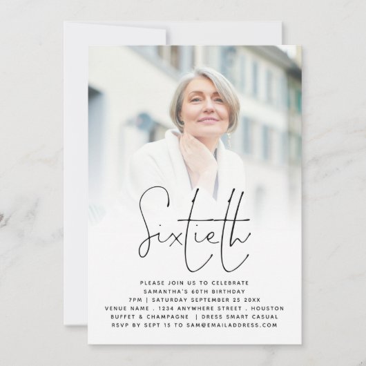 Elegantes Script-Foto Overlay 60. Geburtstag Einladung (Vorderseite)