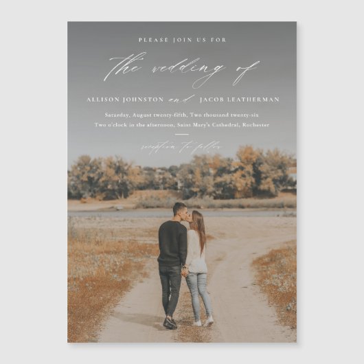 Elegantes Script-Foto-Overlay-Hochzeit Magneteinladung (Vorderseite)