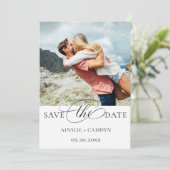 Elegantes Script-Foto Save The Date (Stehend Vorderseite)