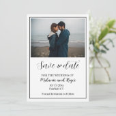 Elegantes Script-Foto Save the Date Minimalistisch Einladung (Stehend Vorderseite)