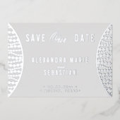 Elegantes Script Gray Pearls Save the Date Silver Folieneinladung (Vorderseite)