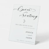 Elegantes Script Heart Open Seating Wedding Sign Sockelschild (Vorderseite)