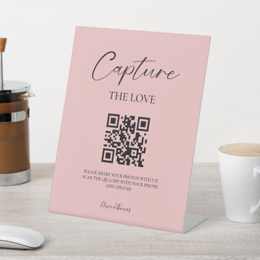 Elegantes Script Hochzeitsskript-Foto - QR-Code Sockelschild (In SItu)