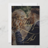 Elegantes Script Kalligraphie Foto Schwarze Hochze Einladung (Vorderseite)