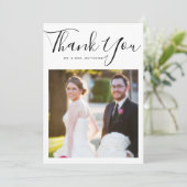 Elegantes Script Minimal Wedding Foto Vielen Dank Dankeskarte (Stehend Vorderseite)