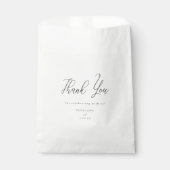Elegantes Script Minimalistisch Wedding Geschenktütchen (Vorderseite)