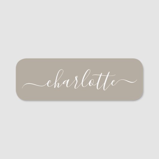 Elegantes Script Moderner Name Personalisiert Taup Namensschild (Vorderseite)