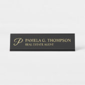 Elegantes Script Monogram Black and Gold Schreibtischnamensplakette (Vorderseite )