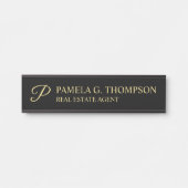 Elegantes Script Monogram Black and Gold Türschild (Vorderseite )