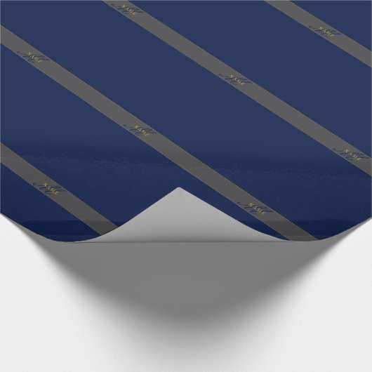 Elegantes Script Monogram Dark Navy Blue Gray & Go Geschenkpapier (Ecke)