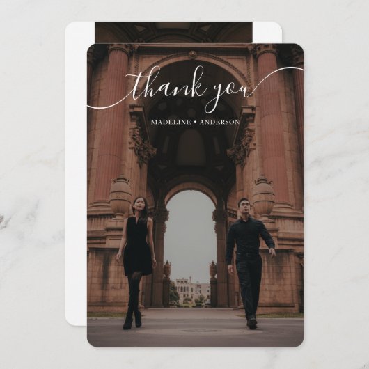 Elegantes Script Overlay Classic Zwei-Foto-Hochzei Dankeskarte (Vorne/Hinten)