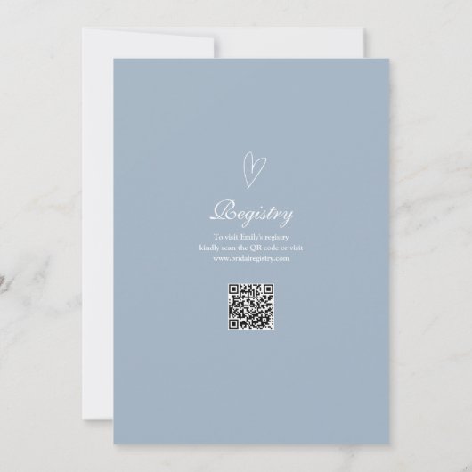 Elegantes Script QR Code Dusty Blue Brautparty Einladung (Rückseite)