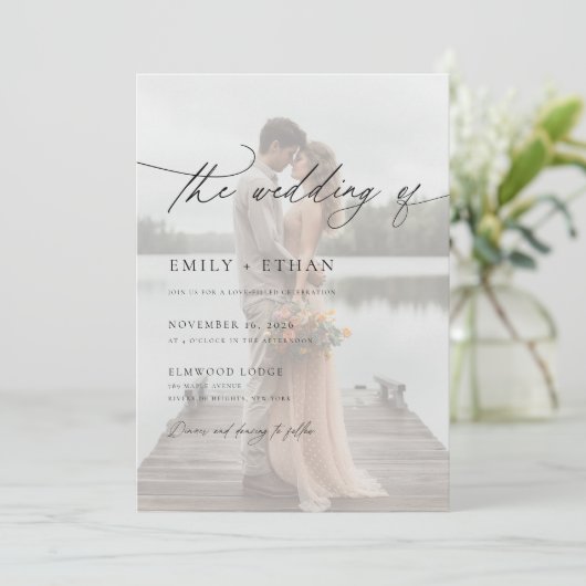 Elegantes Script QR Code Foto Hochzeit Einladung (Stehend Vorderseite)