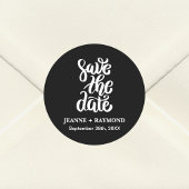 Elegantes Script Save the Date Boho Black Wedding Runder Aufkleber