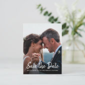 Elegantes Script Save the Date Verlobung Foto Ankündigungspostkarte (Stehend Vorderseite)