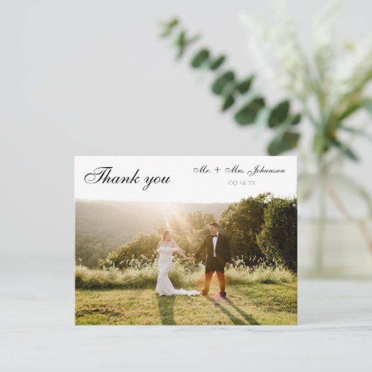 Elegantes Script Simple Wedding Vielen Dank Postkarte (Stehend Vorderseite)